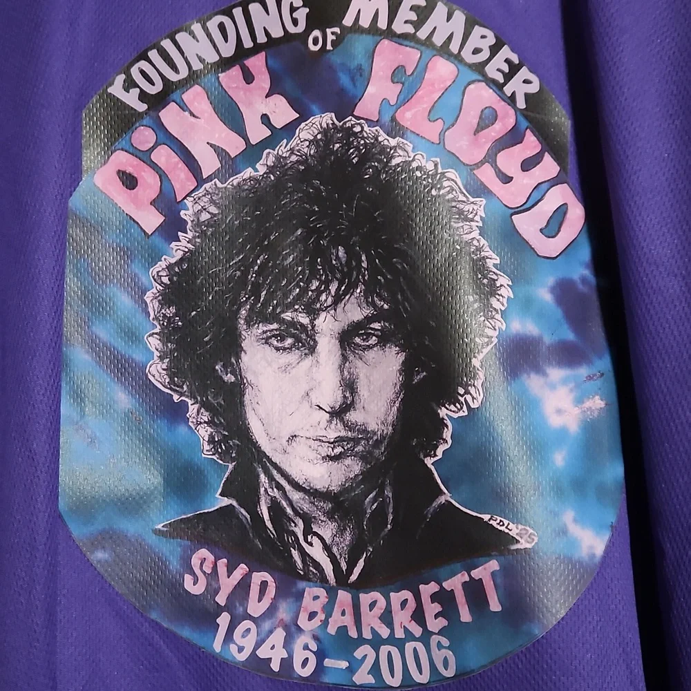 Hand Drawn Tee Shirt - Picture 2 of 3